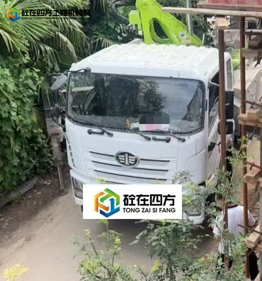 https://images.tongzsf.com/tong/truck_machine/20250625/1685ba89eac3aa.jpg