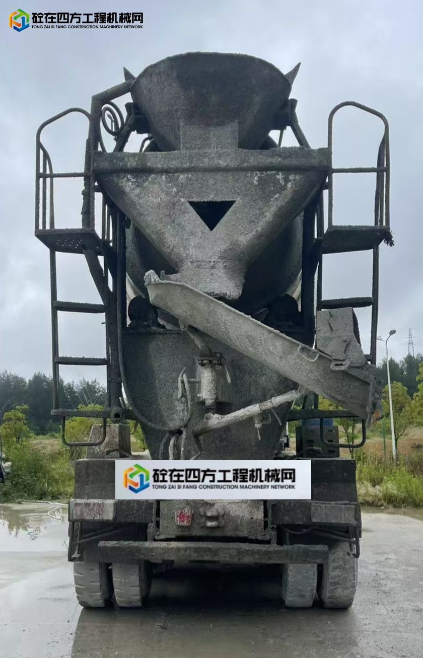 https://images.tongzsf.com/tong/truck_machine/20250626/1685cd882651c1.jpg