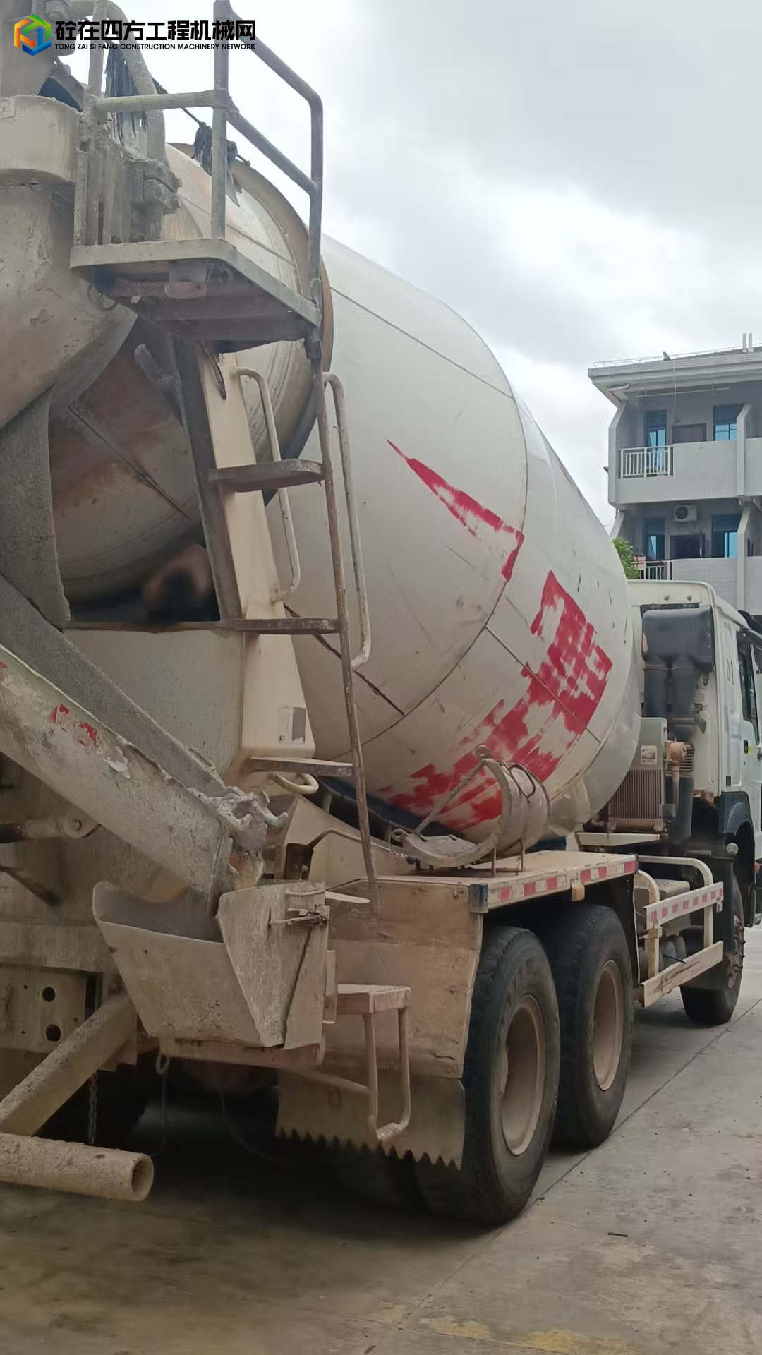 https://images.tongzsf.com/tong/truck_machine/20250626/1685ce5b2cb901.jpg