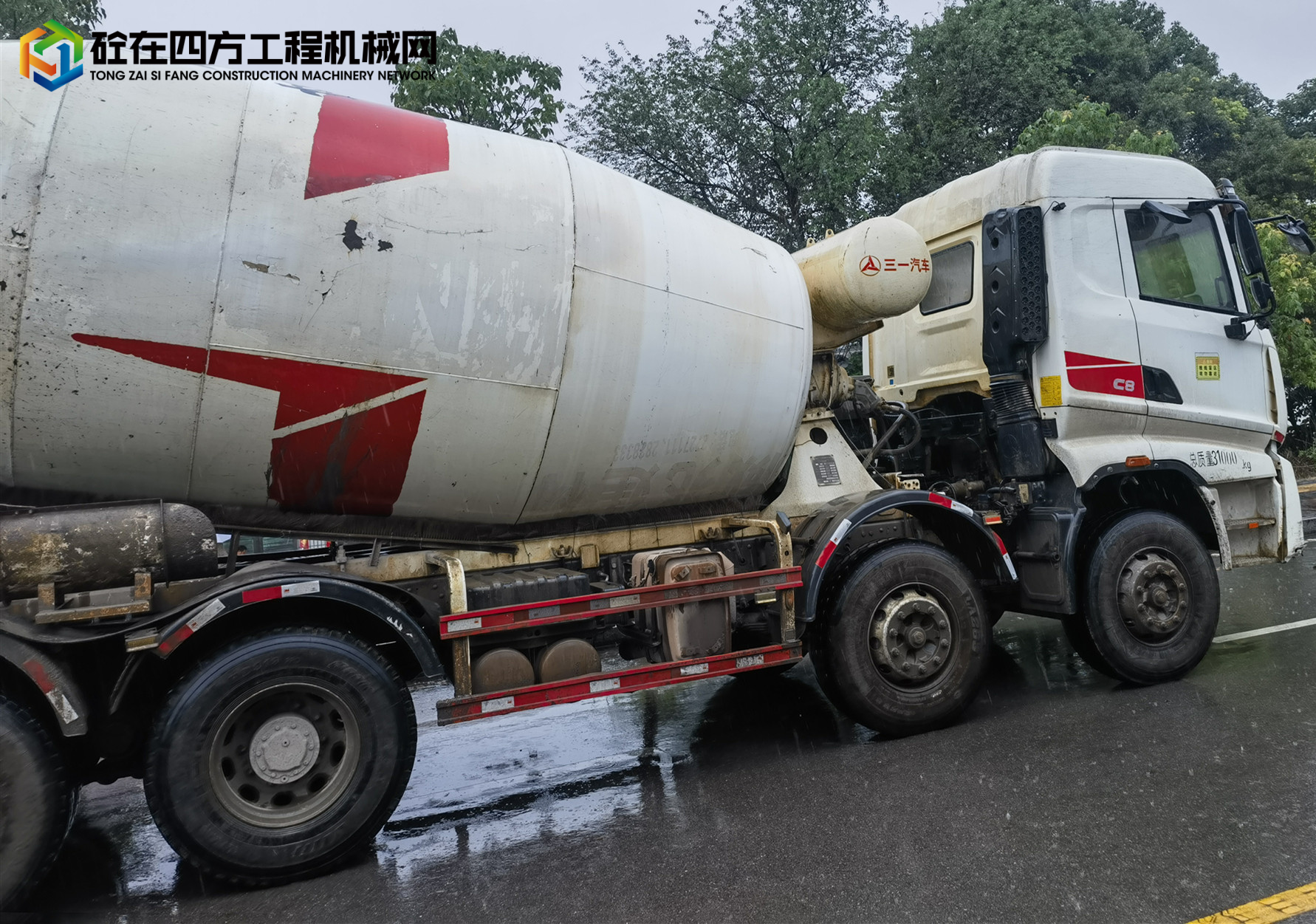 https://images.tongzsf.com/tong/truck_machine/20250626/1685cf0734670f.jpg