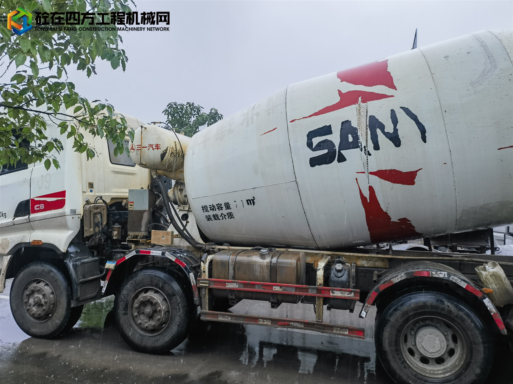 https://images.tongzsf.com/tong/truck_machine/20250626/1685cf07e662a1.jpg