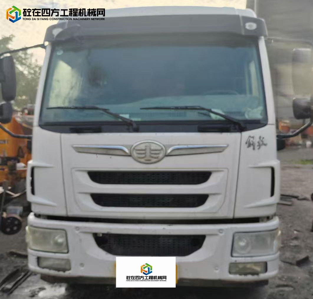 https://images.tongzsf.com/tong/truck_machine/20250626/1685d187e9bf0f.jpg
