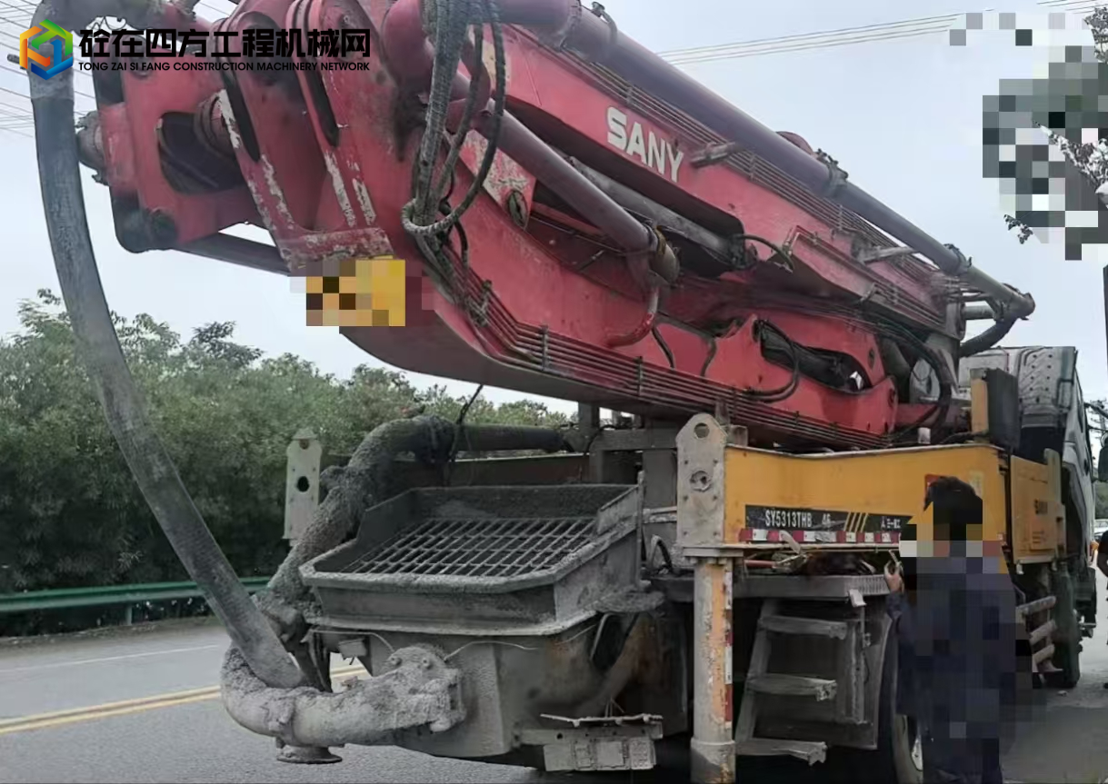 https://images.tongzsf.com/tong/truck_machine/20250627/1685de82725d34.jpg