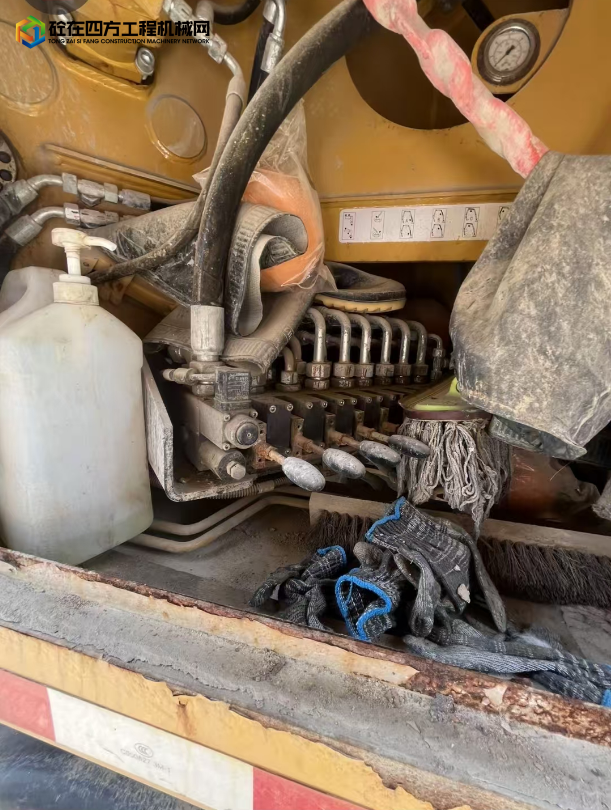 https://images.tongzsf.com/tong/truck_machine/20250627/1685dec8b63103.png