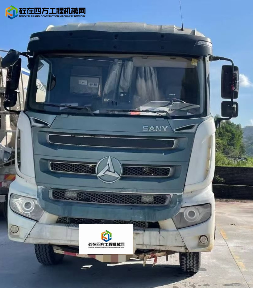 https://images.tongzsf.com/tong/truck_machine/20250627/1685ded8838471.jpg