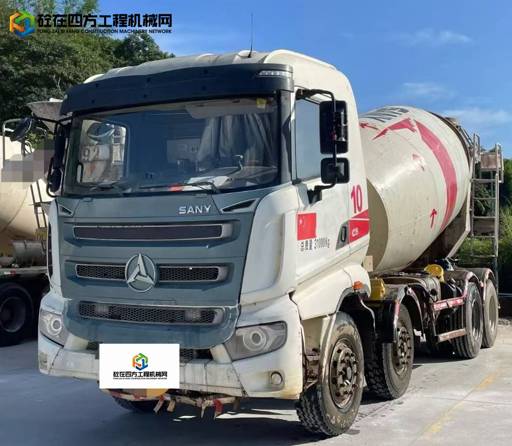 https://images.tongzsf.com/tong/truck_machine/20250627/1685ded8ea7e40.jpg