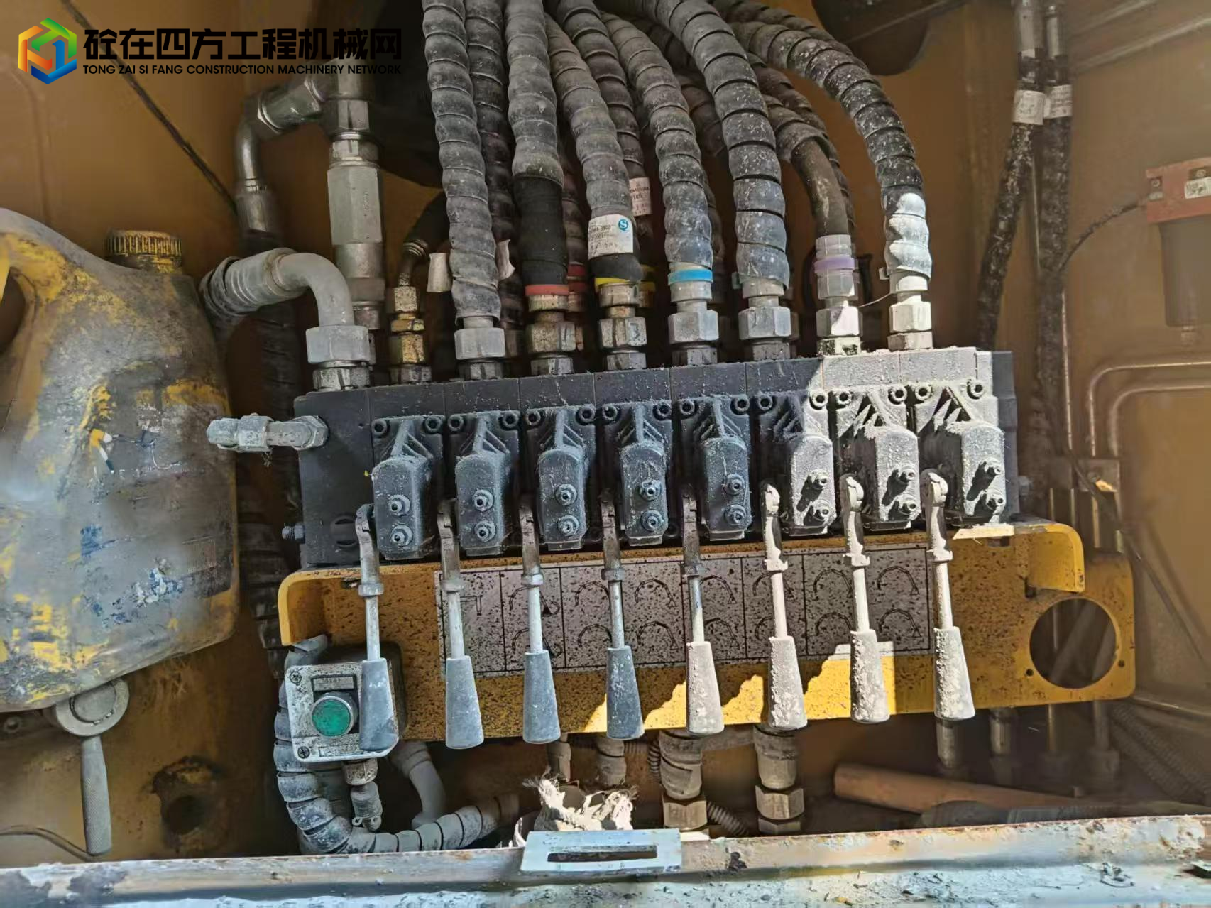 https://images.tongzsf.com/tong/truck_machine/20250627/1685df075ef71c.jpg