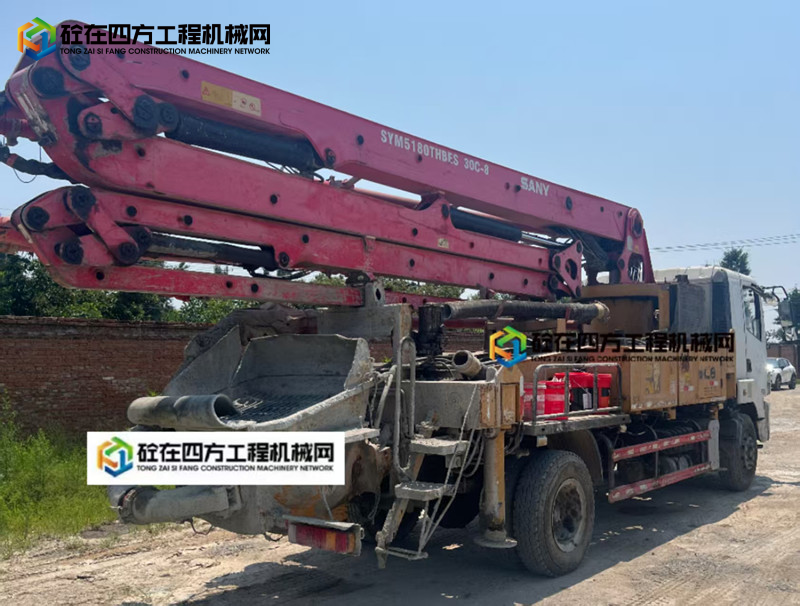 https://images.tongzsf.com/tong/truck_machine/20250627/1685e11d6a776f.jpg