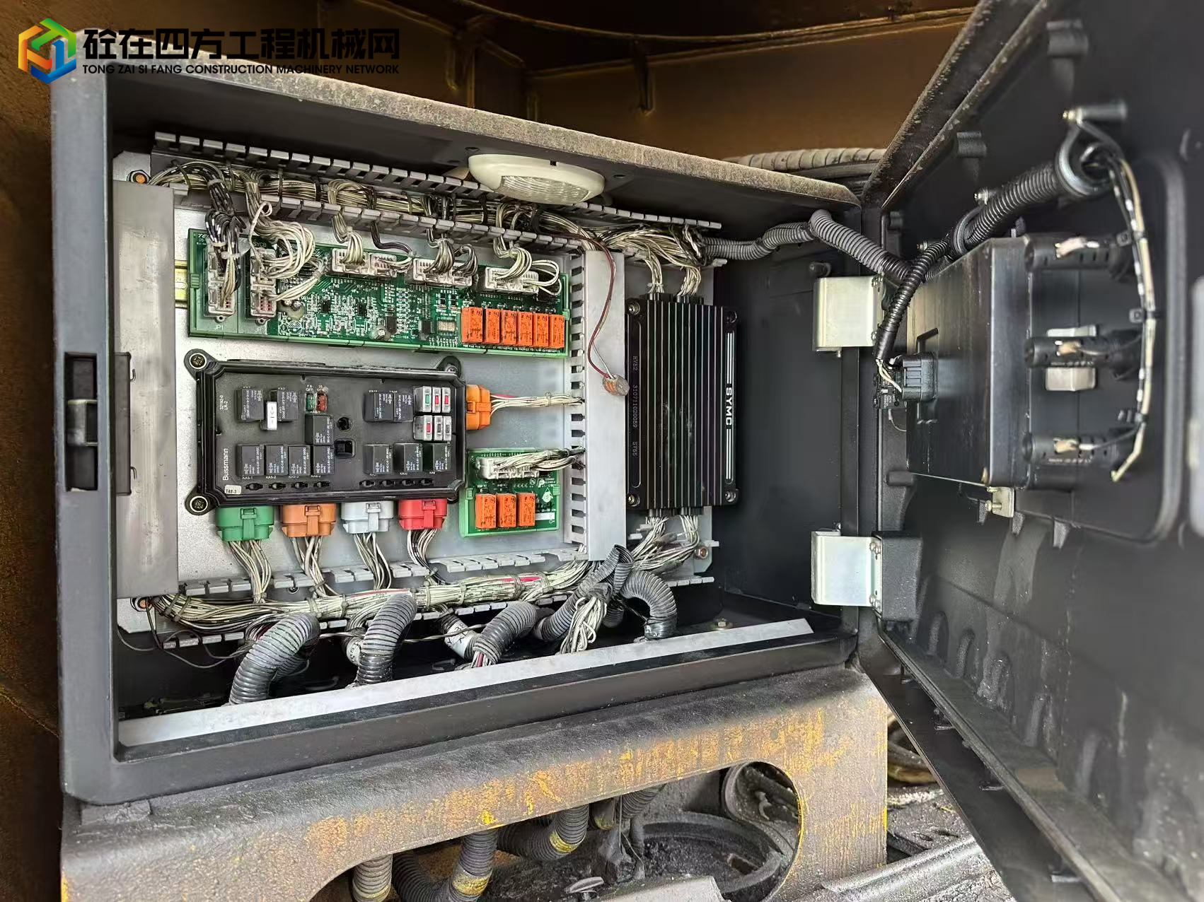 https://images.tongzsf.com/tong/truck_machine/20250629/16860d06911885.jpg
