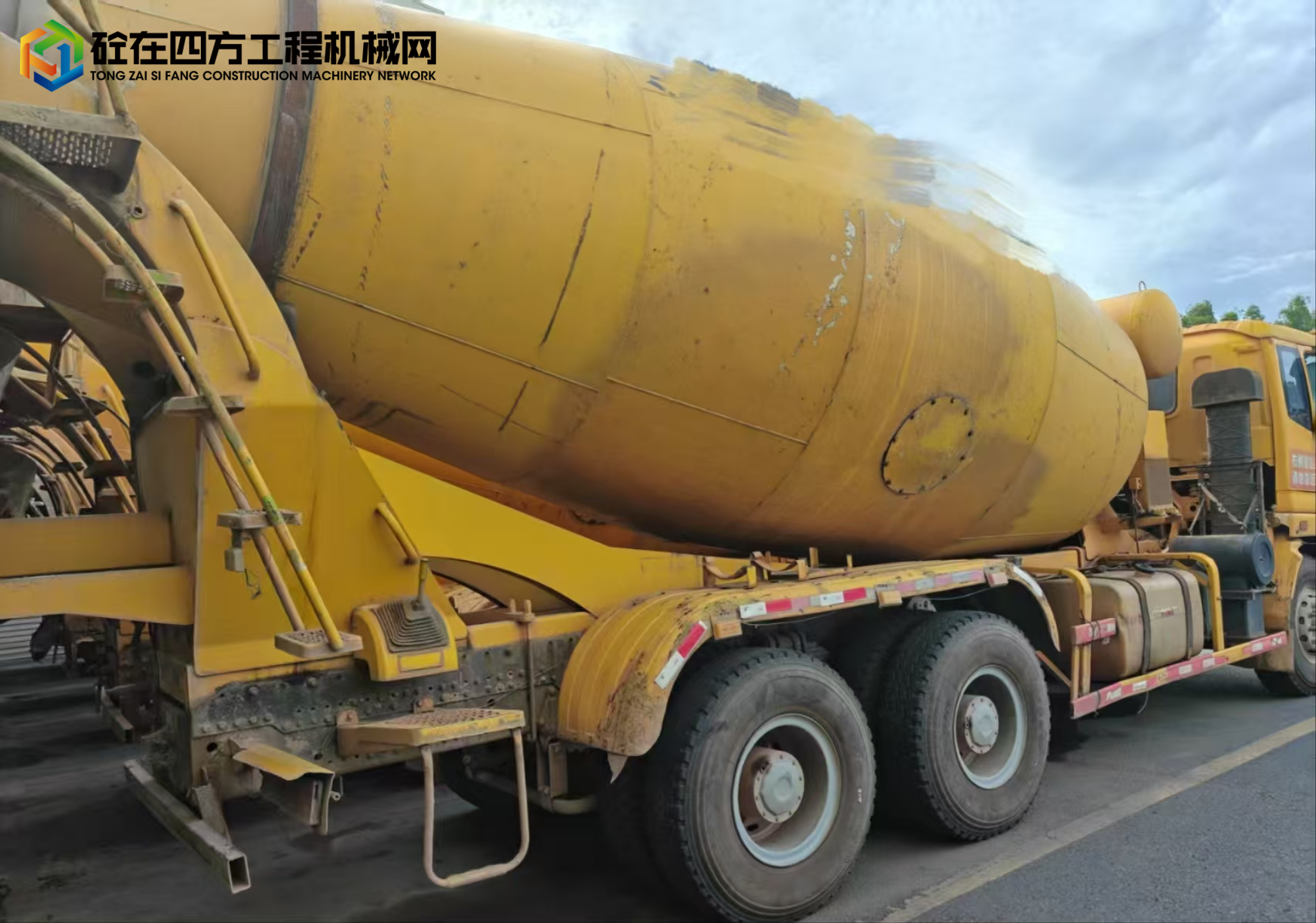 https://images.tongzsf.com/tong/truck_machine/20250701/168633aee61292.jpg