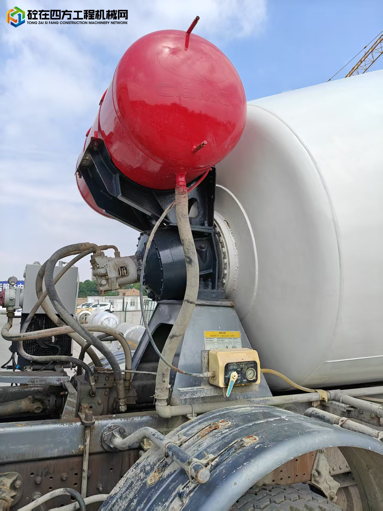 https://images.tongzsf.com/tong/truck_machine/20250701/168633dd82c5c7.jpg