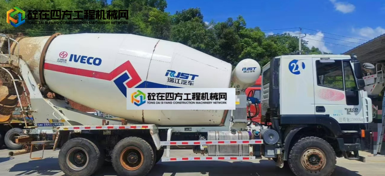https://images.tongzsf.com/tong/truck_machine/20250701/168634ec8169d9.jpg