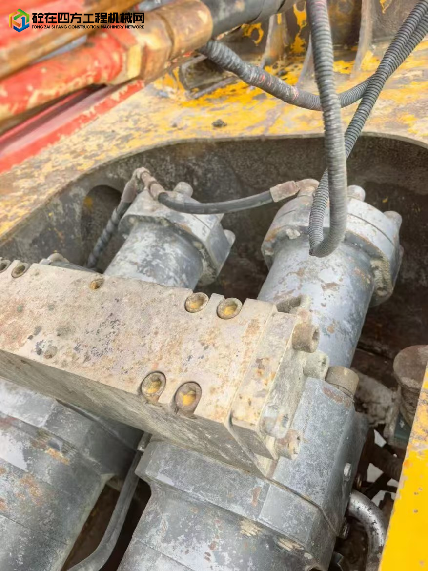 https://images.tongzsf.com/tong/truck_machine/20250701/16863563a1f990.jpg