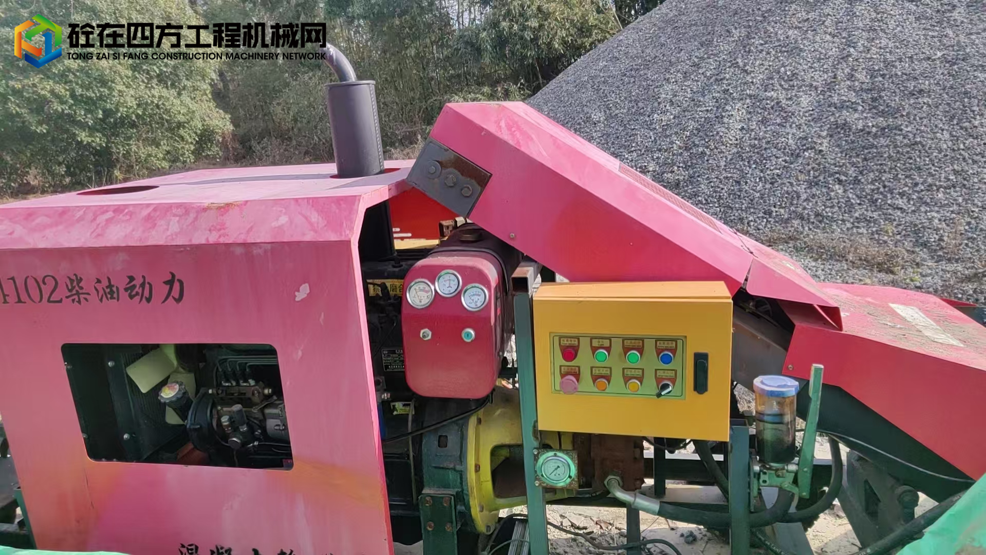 https://images.tongzsf.com/tong/truck_machine/20250701/1686380a5eade5.jpg