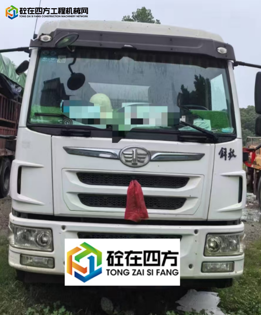 https://images.tongzsf.com/tong/truck_machine/20250701/16863f5aa70667.jpg