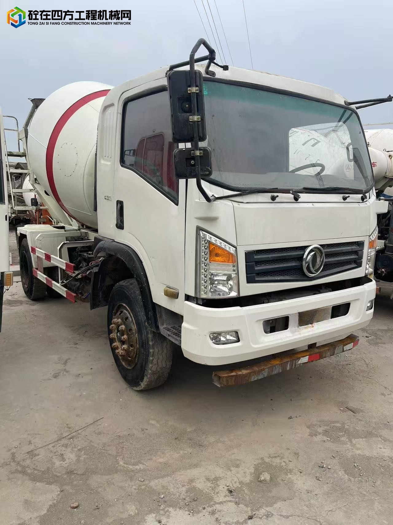 https://images.tongzsf.com/tong/truck_machine/20250702/16864999c1b485.jpg
