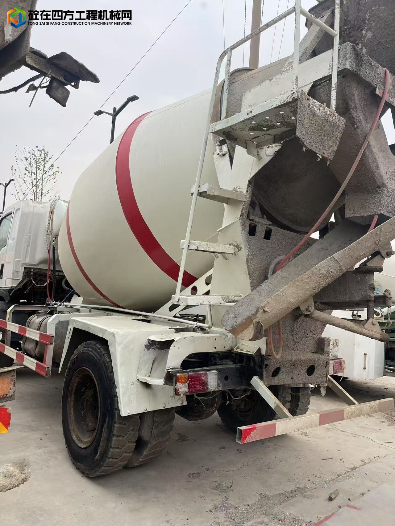 https://images.tongzsf.com/tong/truck_machine/20250702/1686499a7de787.jpg