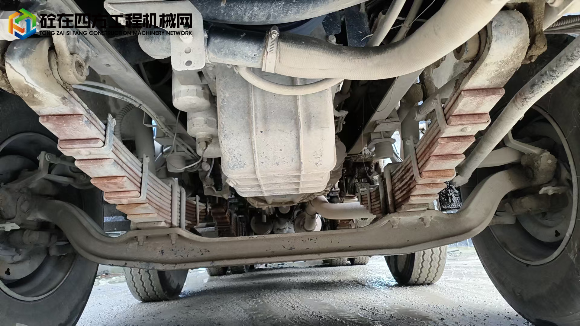 https://images.tongzsf.com/tong/truck_machine/20250702/16864f1ee6934a.jpg