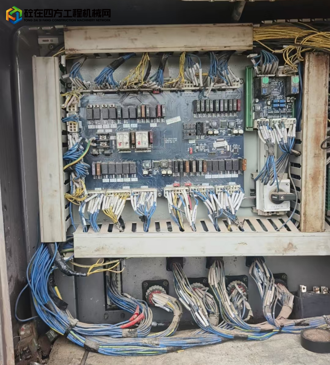 https://images.tongzsf.com/tong/truck_machine/20250703/16865ee9f39837.jpg