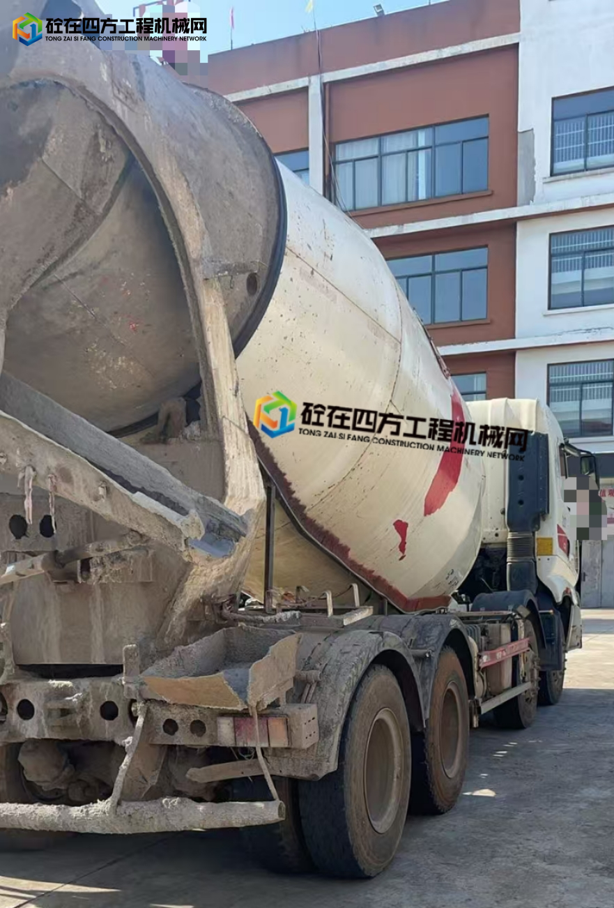 https://images.tongzsf.com/tong/truck_machine/20250704/1686730d4193e4.jpg