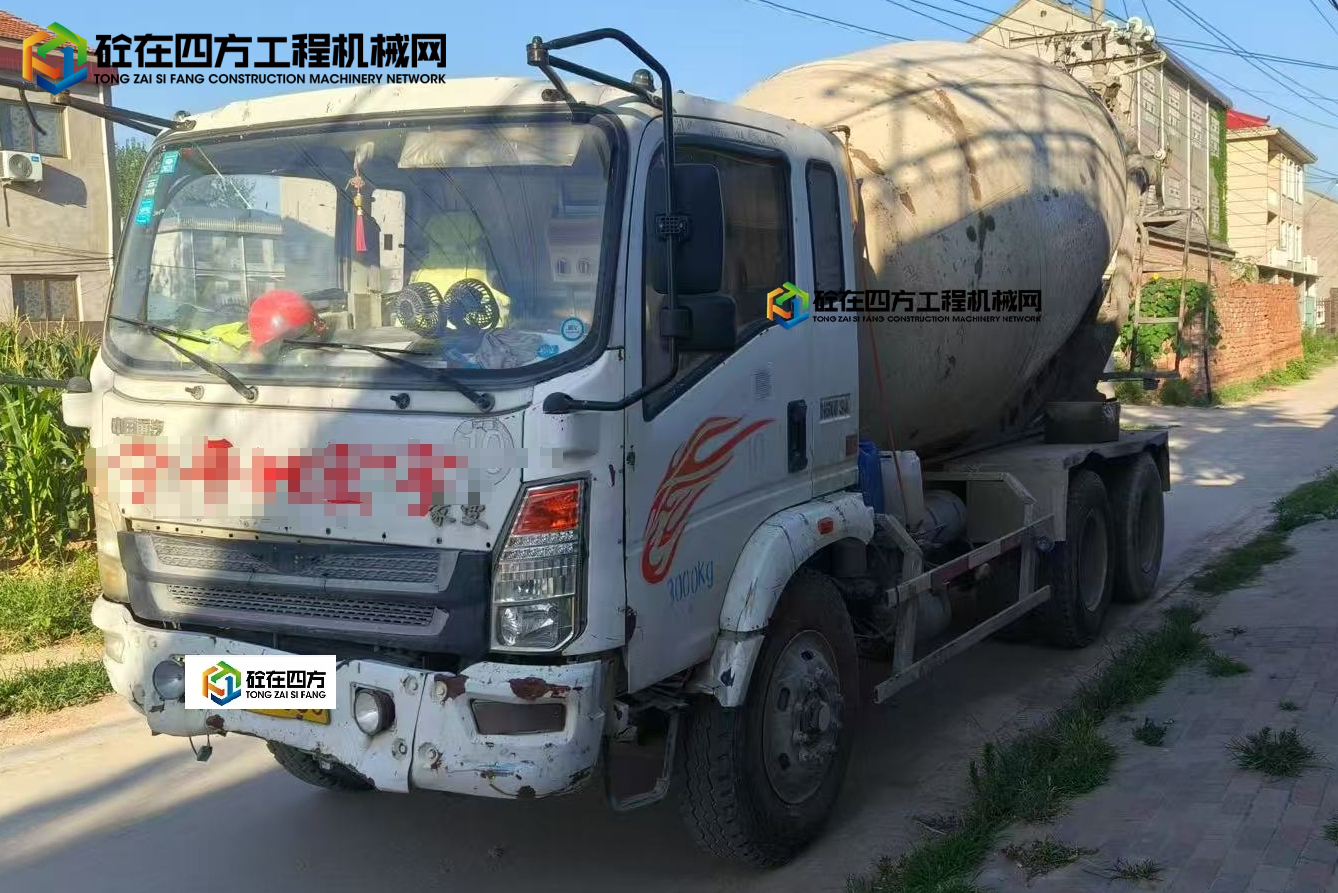 https://images.tongzsf.com/tong/truck_machine/20250707/1686b6fff0b052.jpg