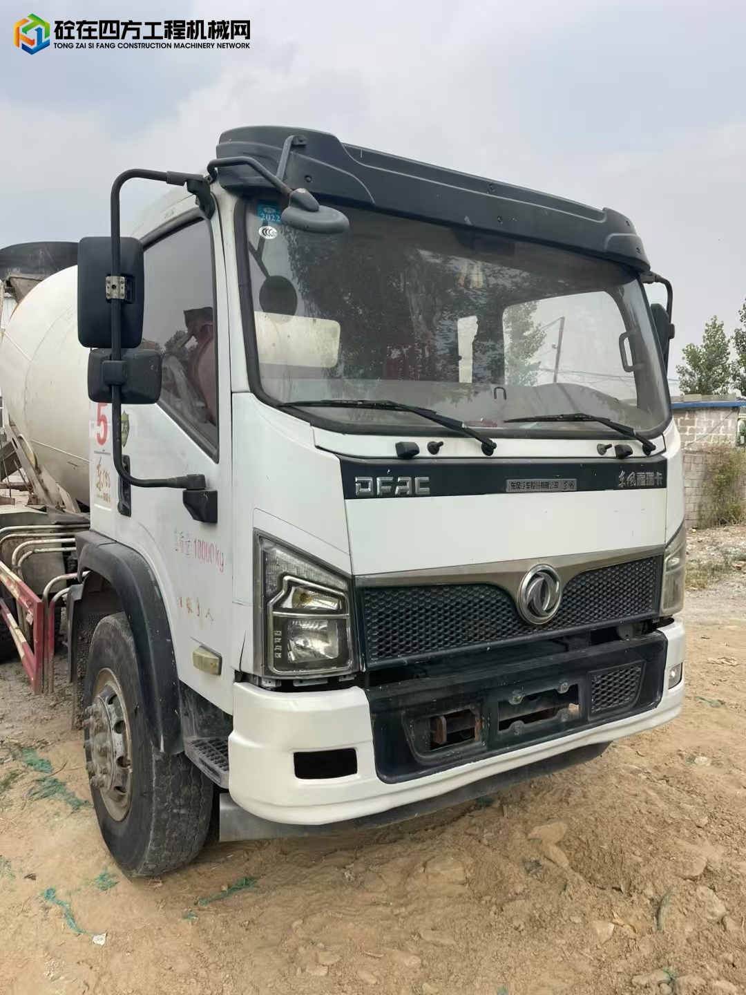 https://images.tongzsf.com/tong/truck_machine/20250707/1686b88ad5d352.jpg