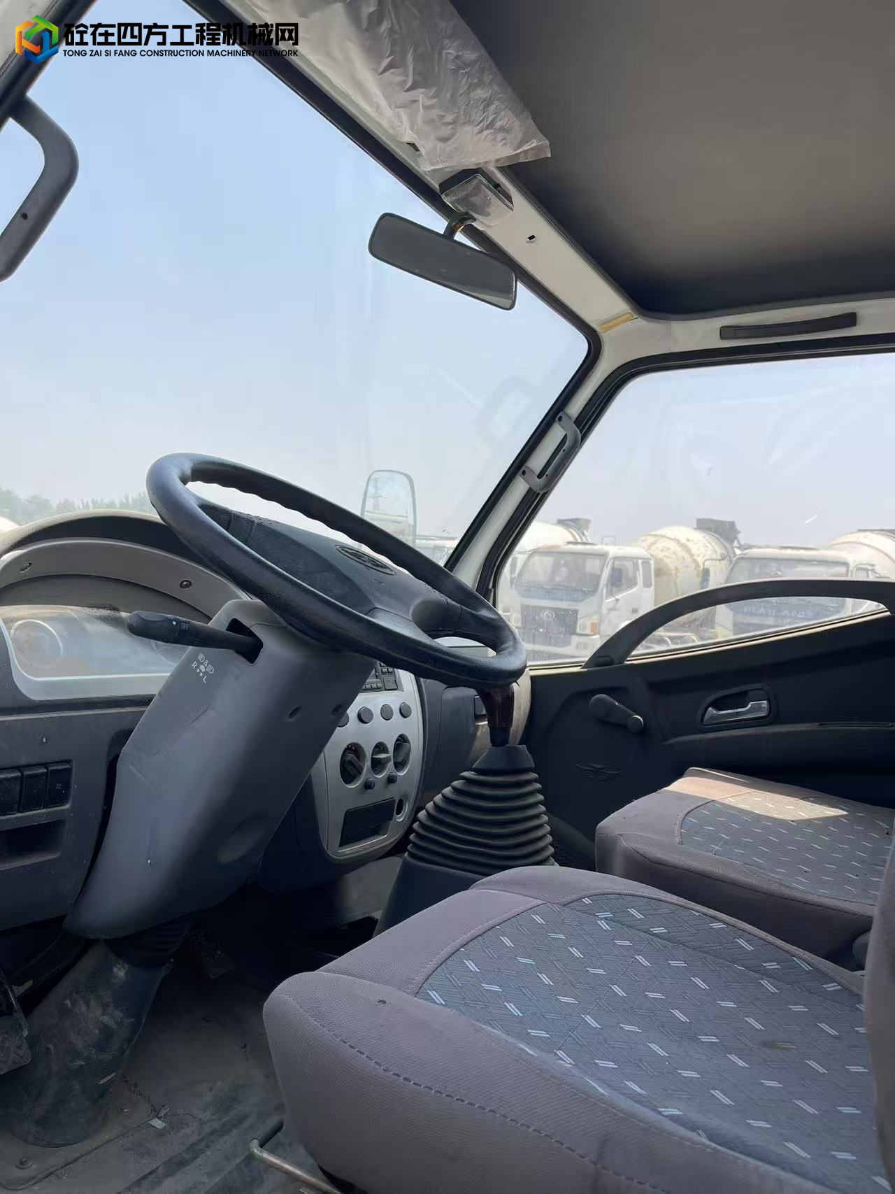 https://images.tongzsf.com/tong/truck_machine/20250707/1686b8bcbd5e64.jpg
