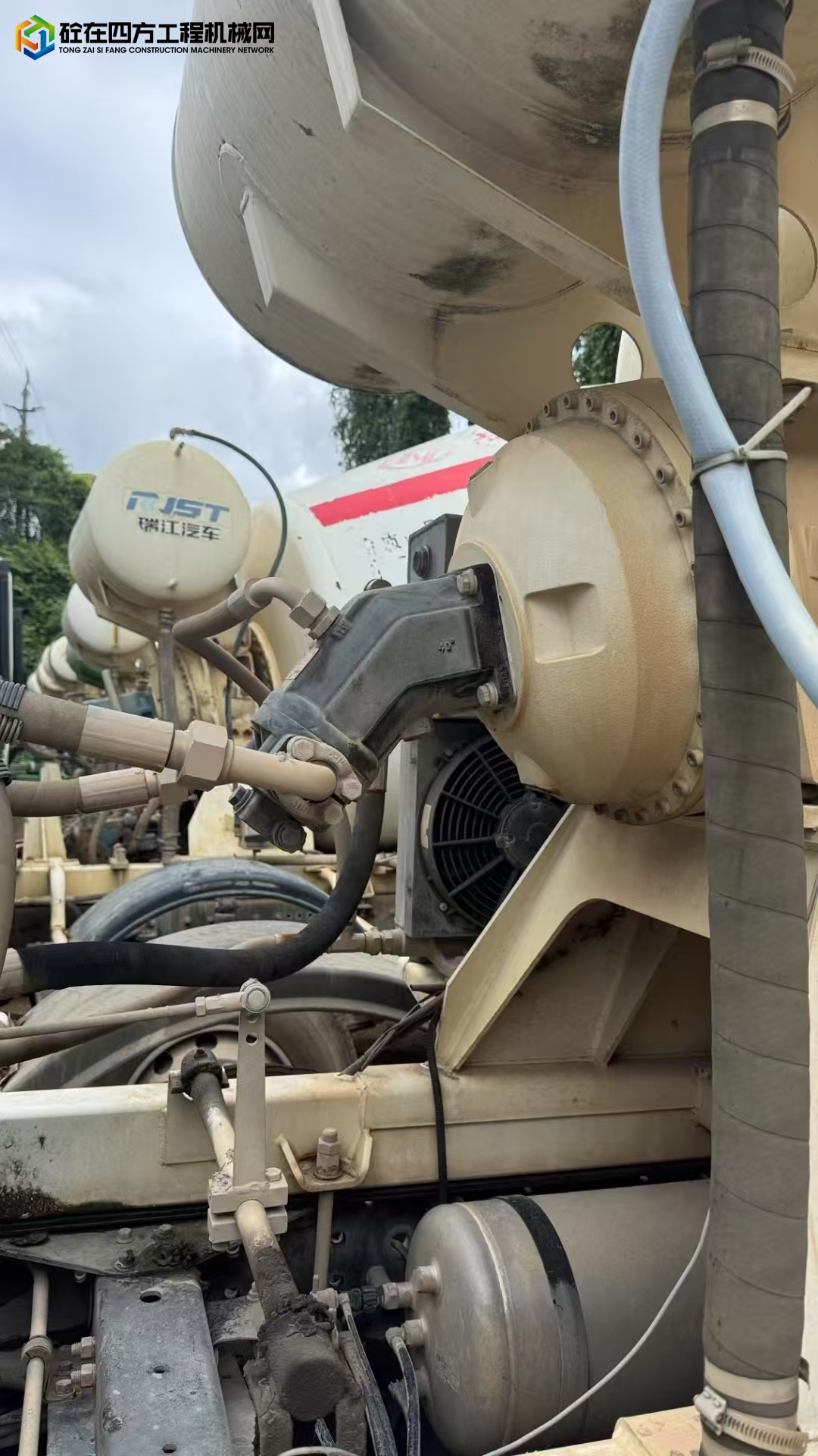 https://images.tongzsf.com/tong/truck_machine/20250707/1686b90ec102cb.jpg