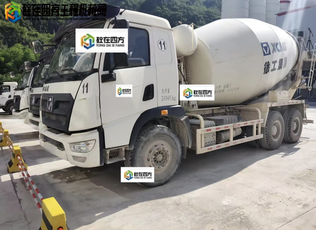 https://images.tongzsf.com/tong/truck_machine/20250708/1686cdd81aac7f.jpg