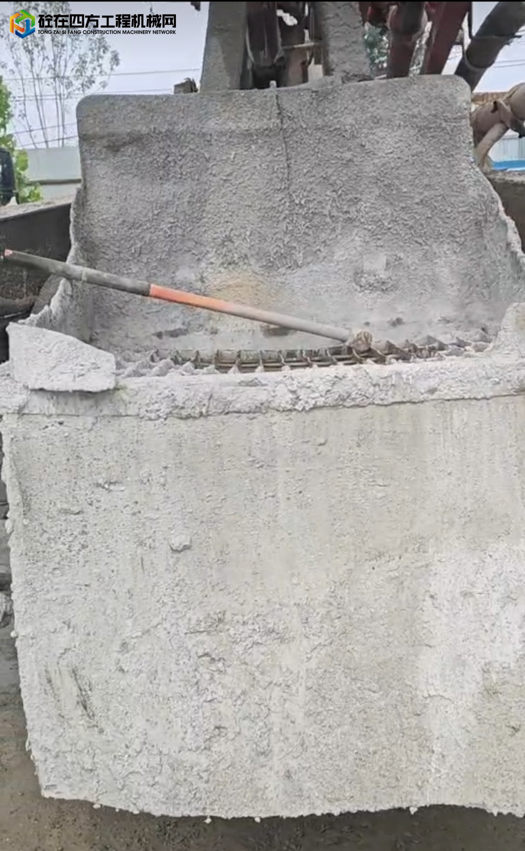 https://images.tongzsf.com/tong/truck_machine/20250708/1686cefe530f7d.jpg