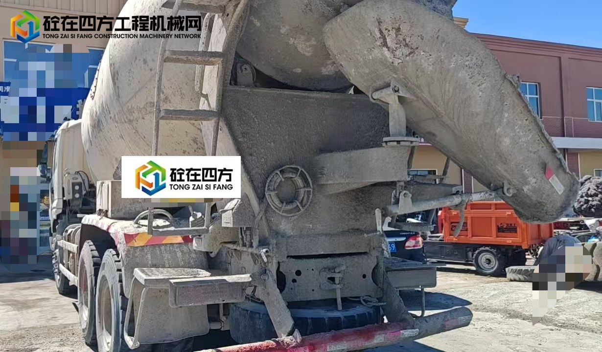 https://images.tongzsf.com/tong/truck_machine/20250710/1686f594bc29bd.jpg