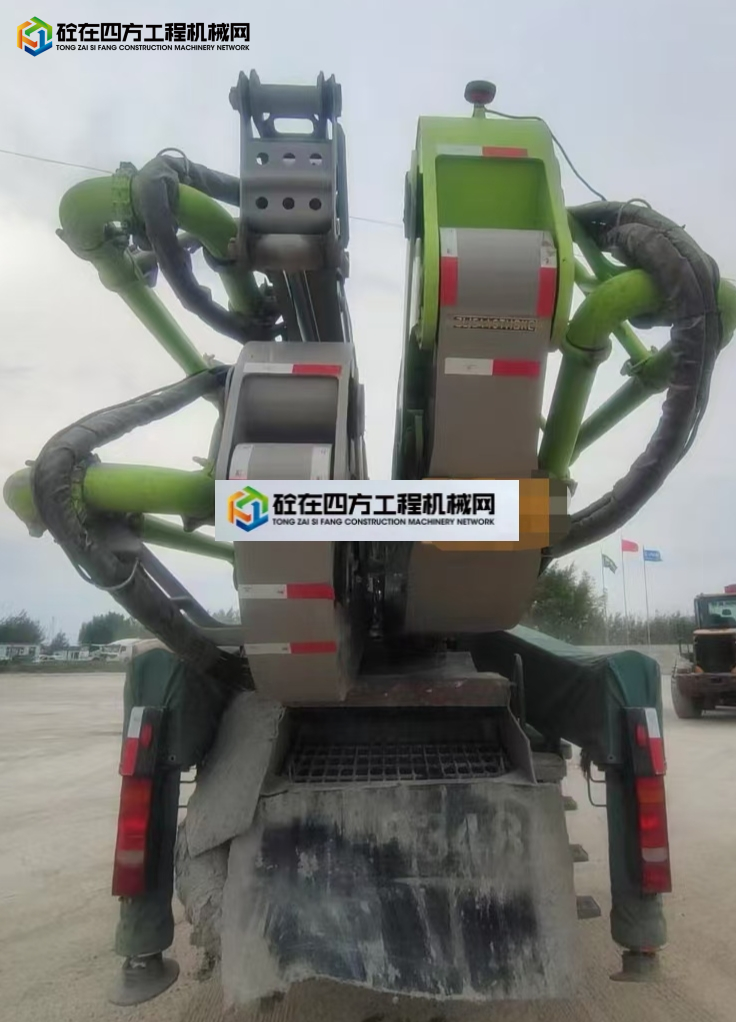 https://images.tongzsf.com/tong/truck_machine/20250712/16871faed84cc2.jpg