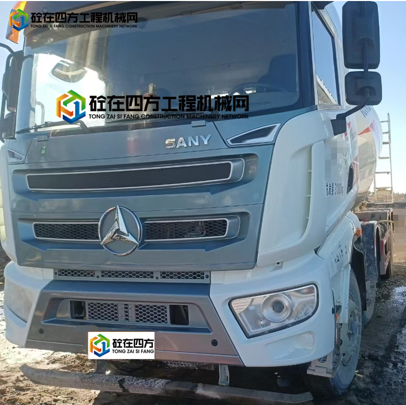 https://images.tongzsf.com/tong/truck_machine/20250714/1687456f697a86.png