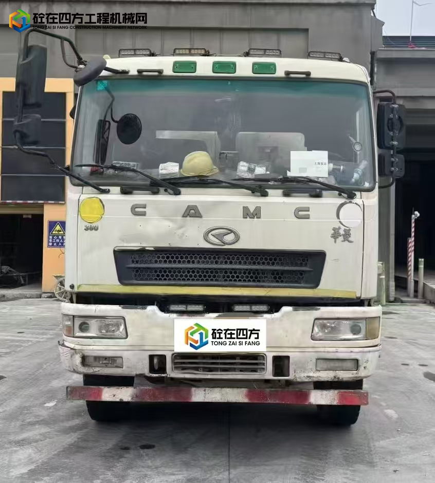 https://images.tongzsf.com/tong/truck_machine/20250714/1687463f9d858c.jpg