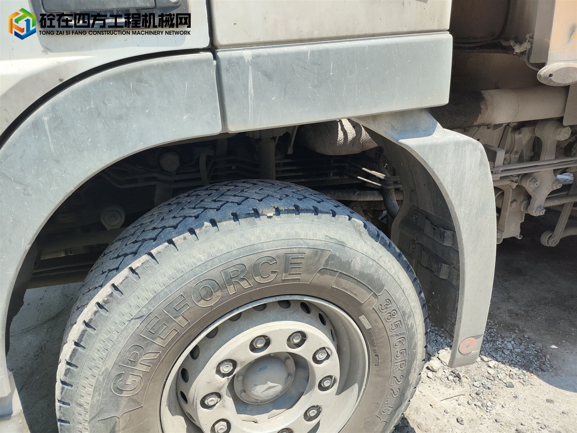 https://images.tongzsf.com/tong/truck_machine/20250714/16874a2e3c573c.jpg