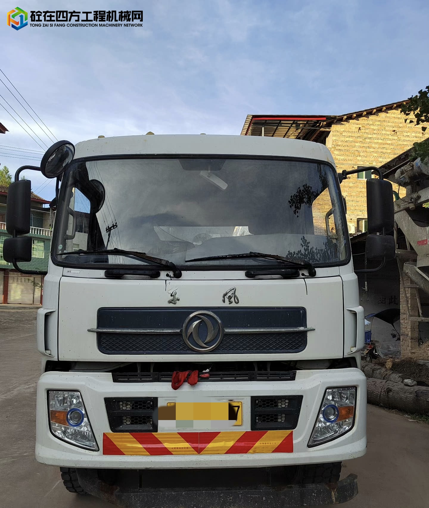 https://images.tongzsf.com/tong/truck_machine/20250714/16874c38bc7ecd.jpg