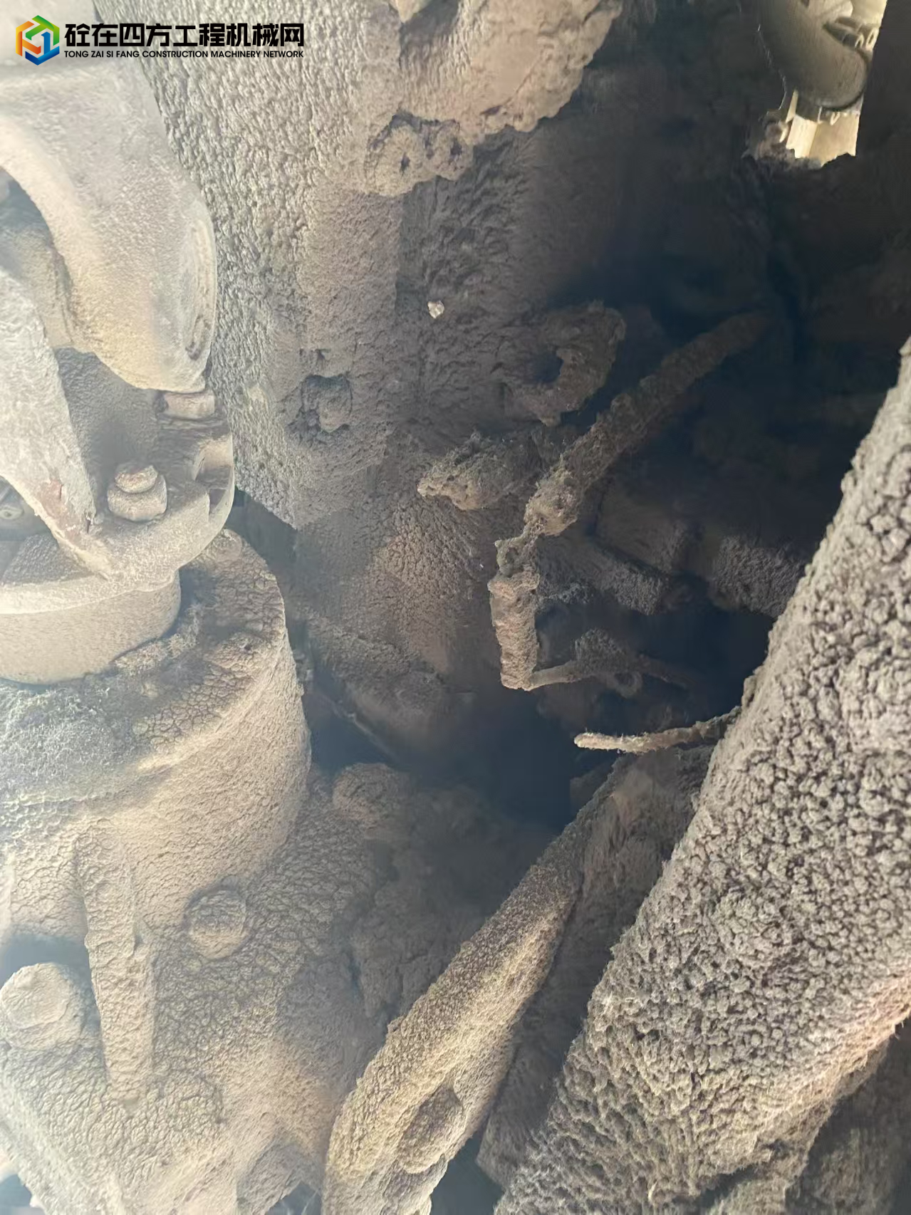 https://images.tongzsf.com/tong/truck_machine/20250715/168761a322a0c9.jpg