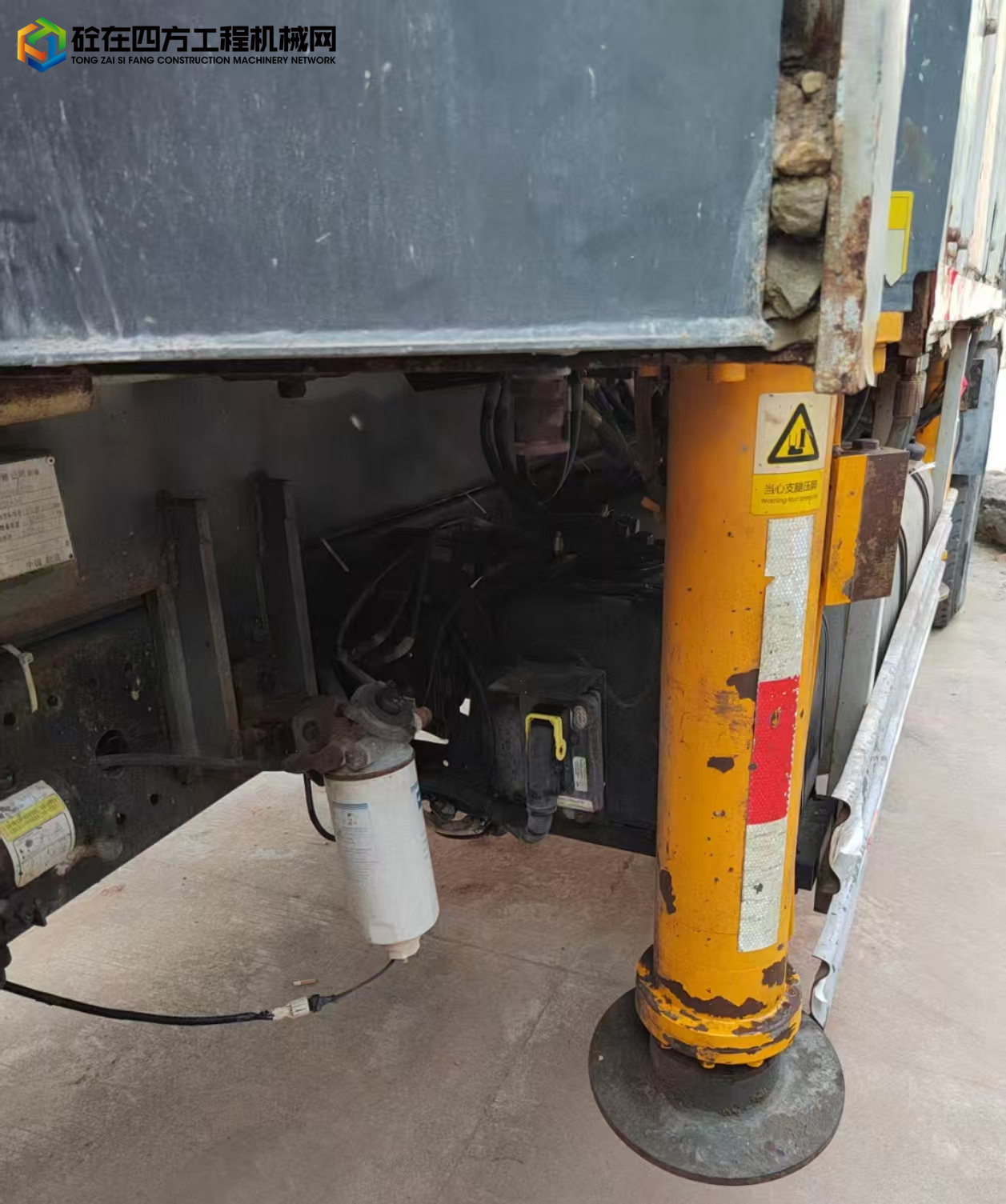 https://images.tongzsf.com/tong/truck_machine/20250716/1687705e62a2a5.jpg