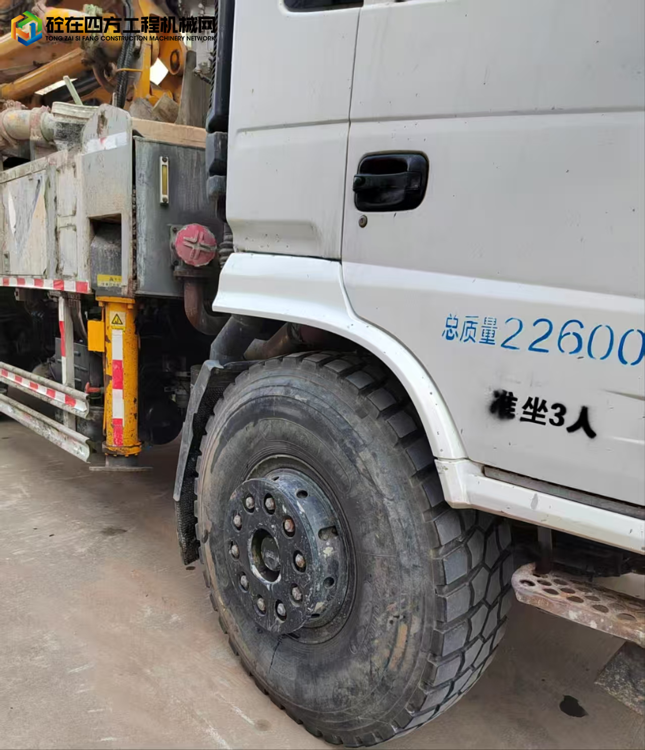 https://images.tongzsf.com/tong/truck_machine/20250716/1687705e9b57d4.jpg
