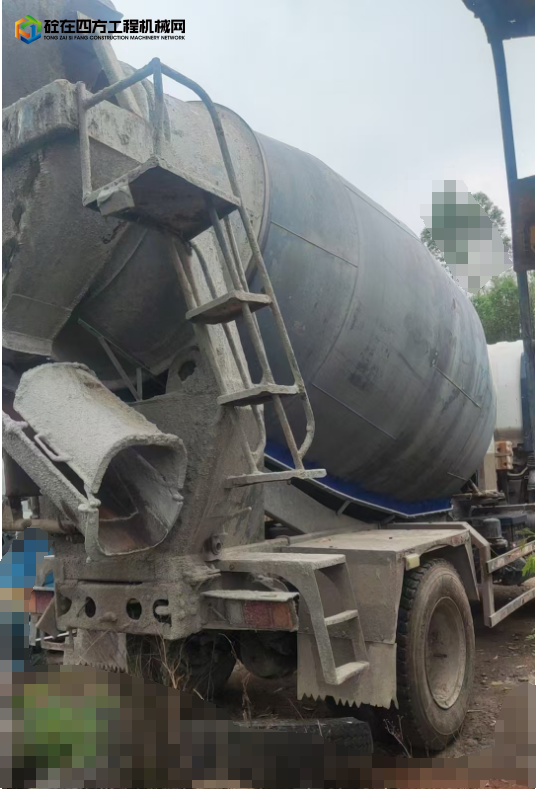 https://images.tongzsf.com/tong/truck_machine/20250716/1687708d9236f3.png