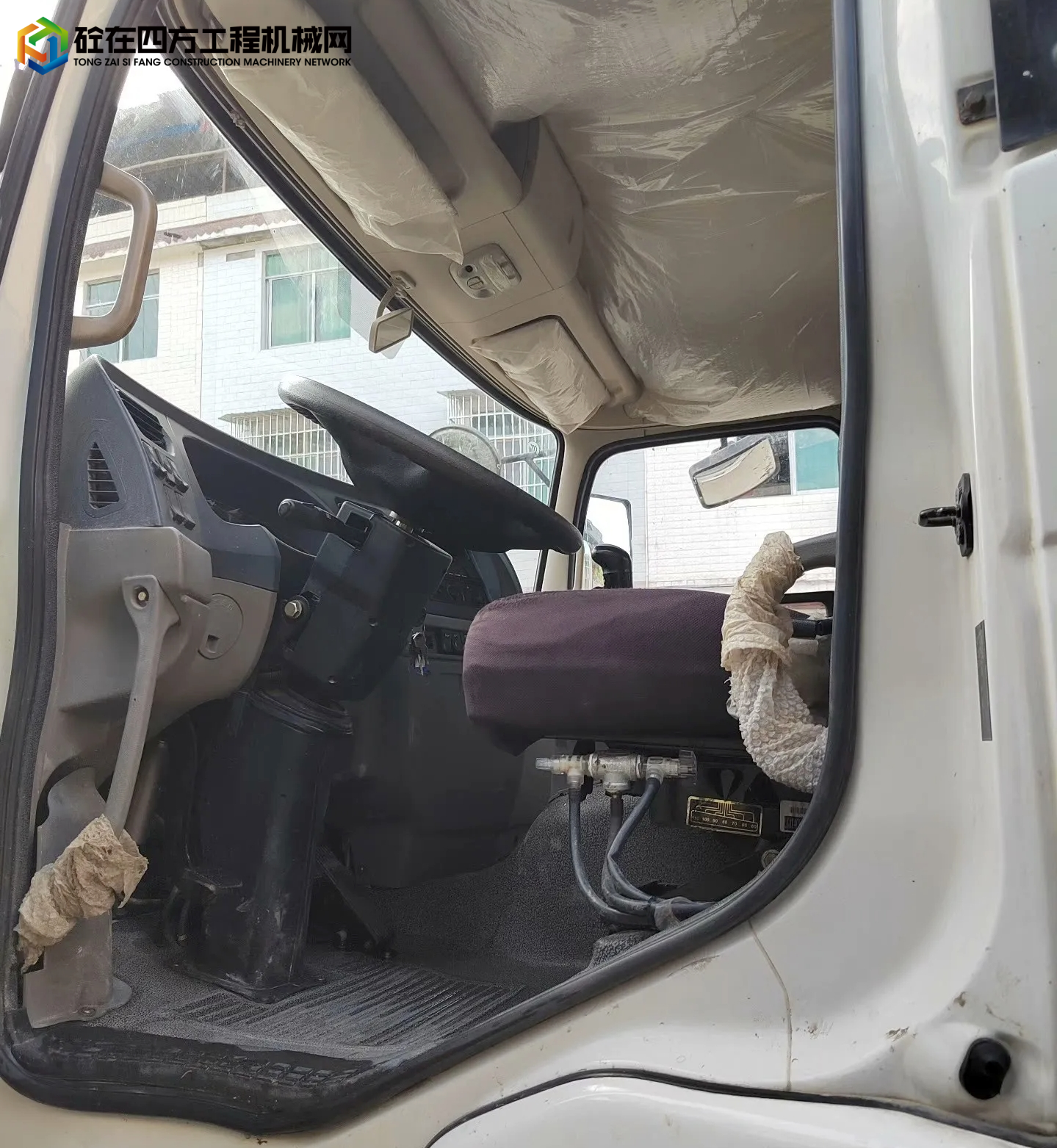 https://images.tongzsf.com/tong/truck_machine/20250716/168774d30ea04f.jpg