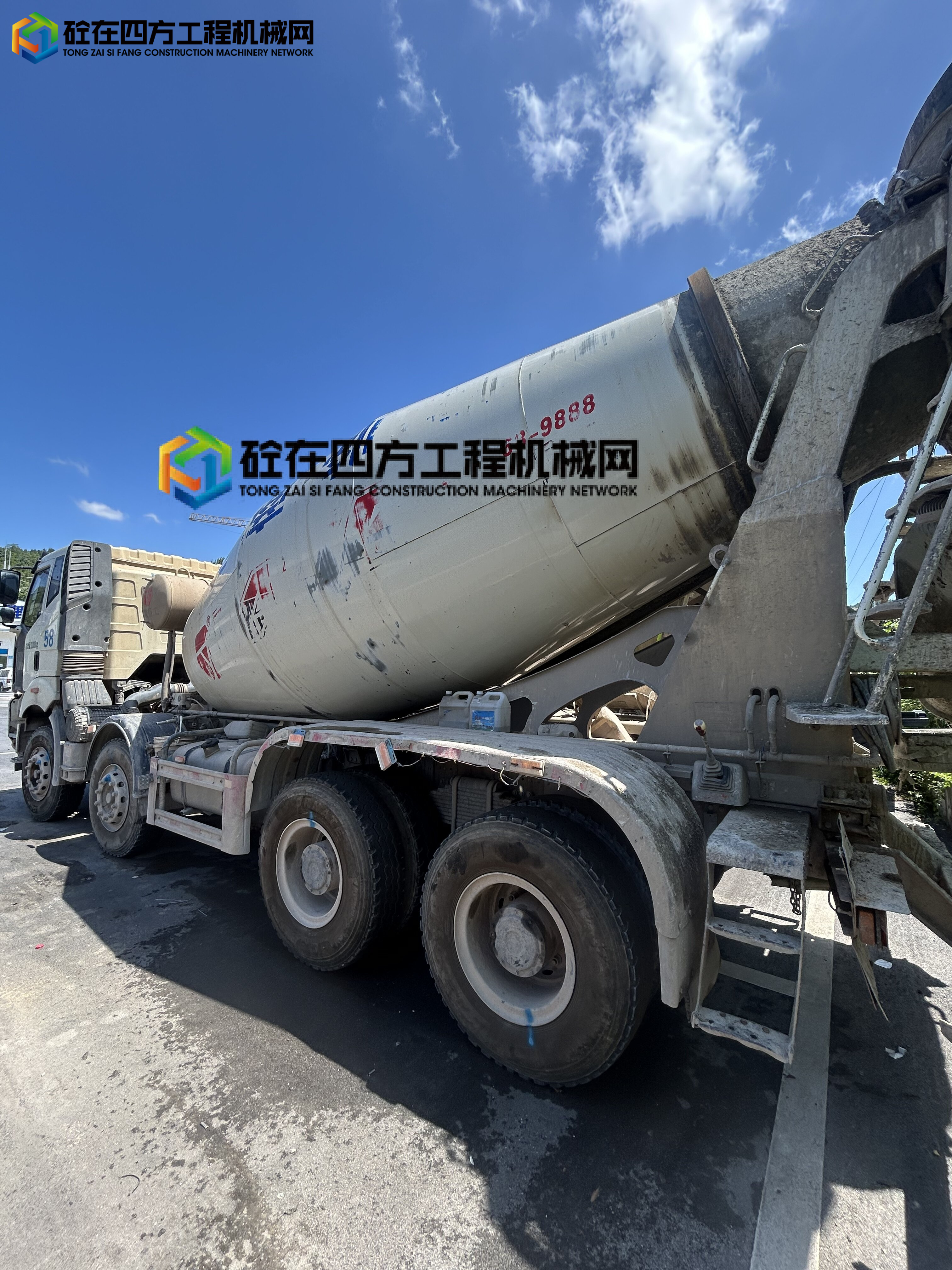 https://images.tongzsf.com/tong/truck_machine/20250717/168785be67e681.jpg