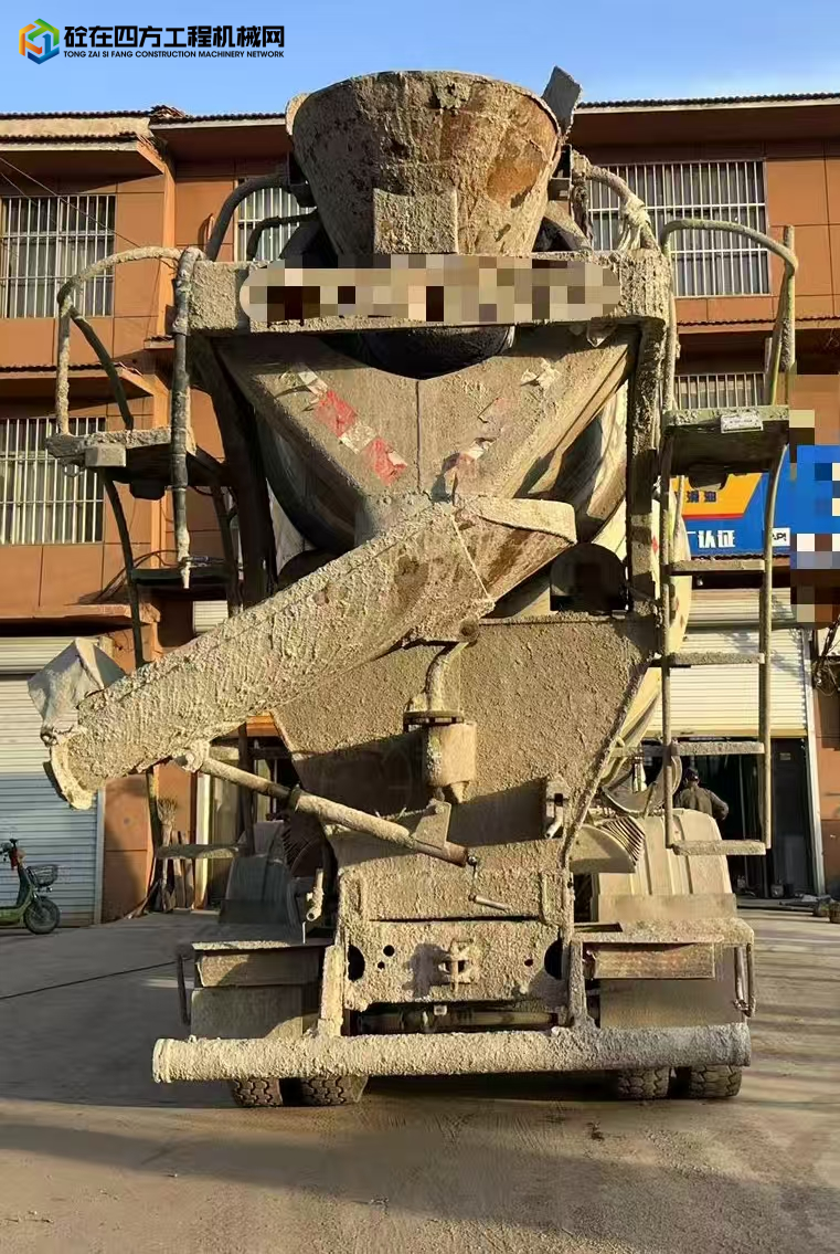 https://images.tongzsf.com/tong/truck_machine/20250717/16878a2626cf4f.jpg