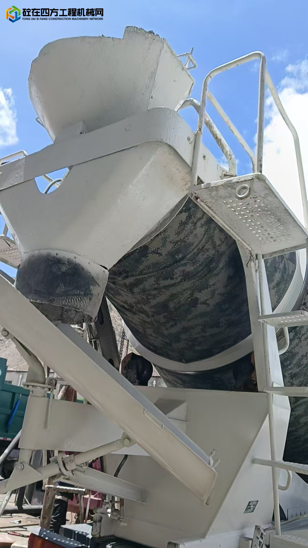 https://images.tongzsf.com/tong/truck_machine/20250718/16879b80dbc924.jpg