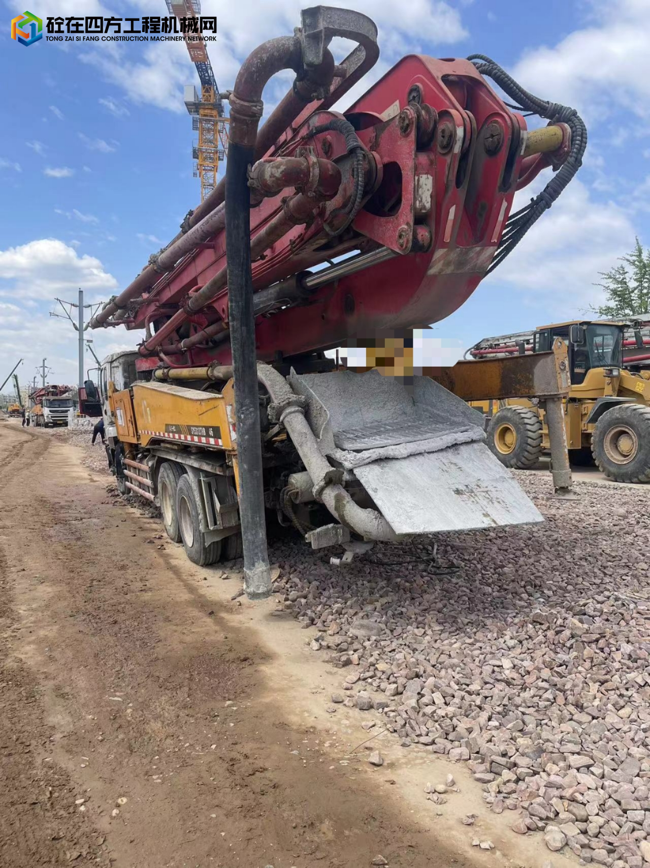 https://images.tongzsf.com/tong/truck_machine/20250718/16879baf8b7e5a.jpg