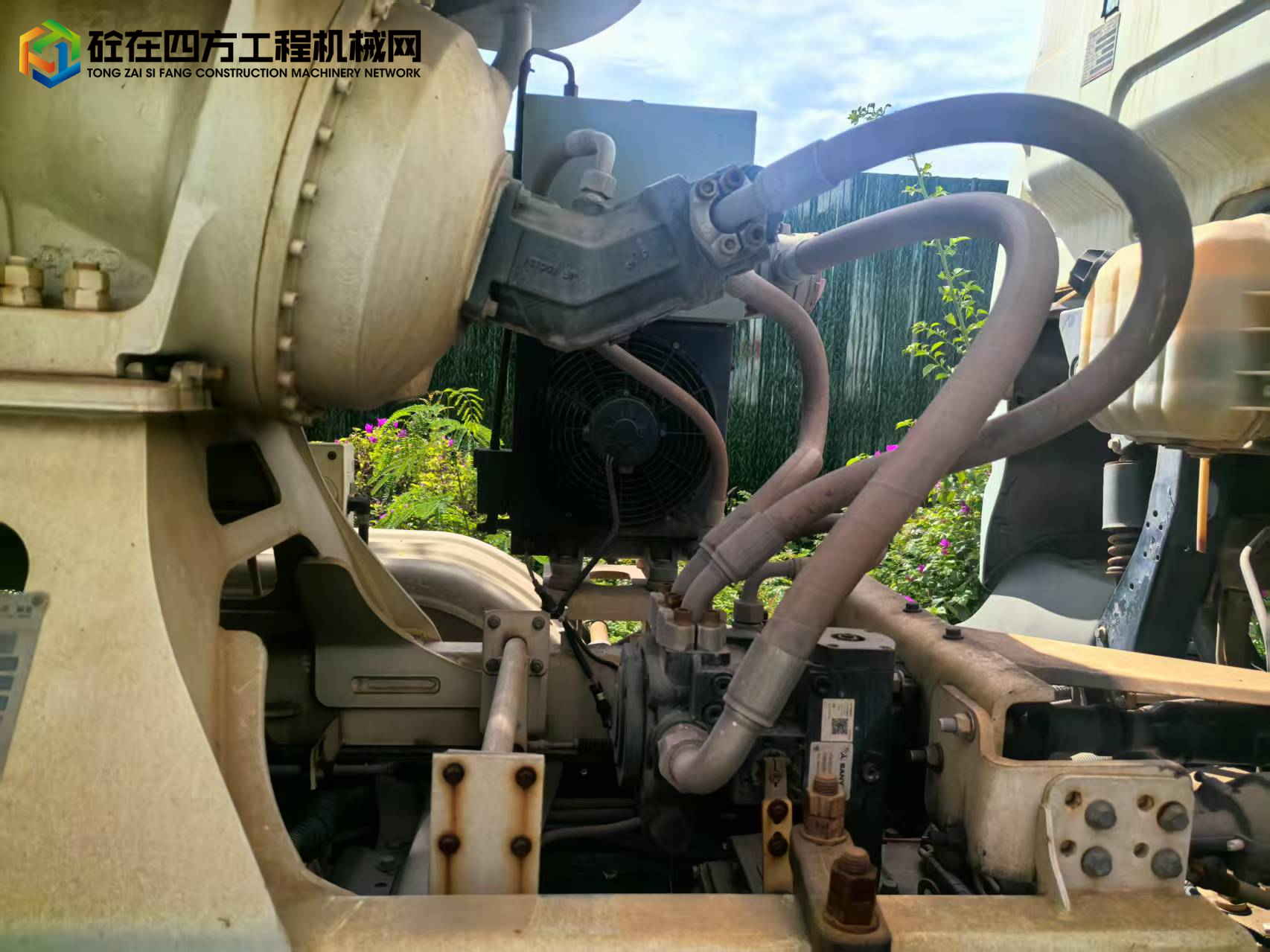 https://images.tongzsf.com/tong/truck_machine/20250718/1687a020c8fd33.jpg
