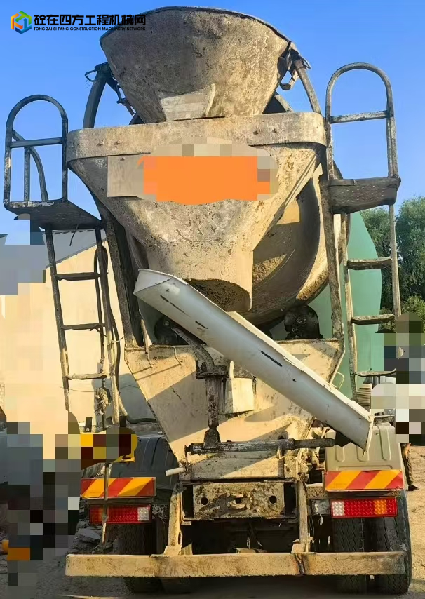 https://images.tongzsf.com/tong/truck_machine/20250718/1687a0849ef46b.jpg