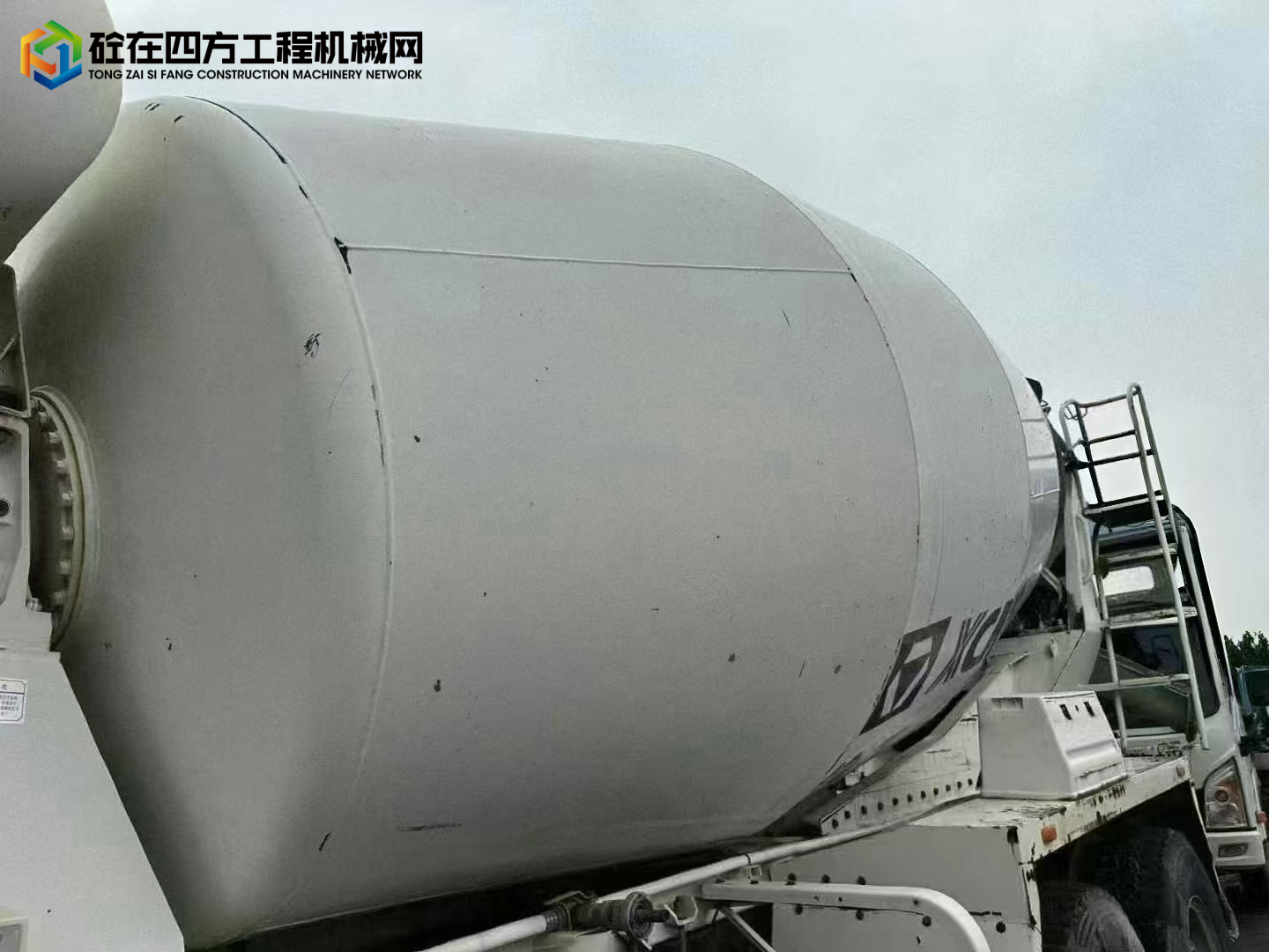 https://images.tongzsf.com/tong/truck_machine/20250718/1687a19dfd0222.jpg