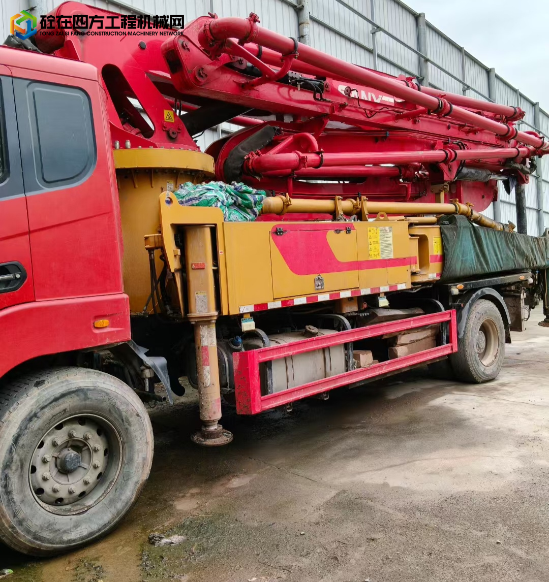https://images.tongzsf.com/tong/truck_machine/20250719/1687b6692a9e6a.jpg