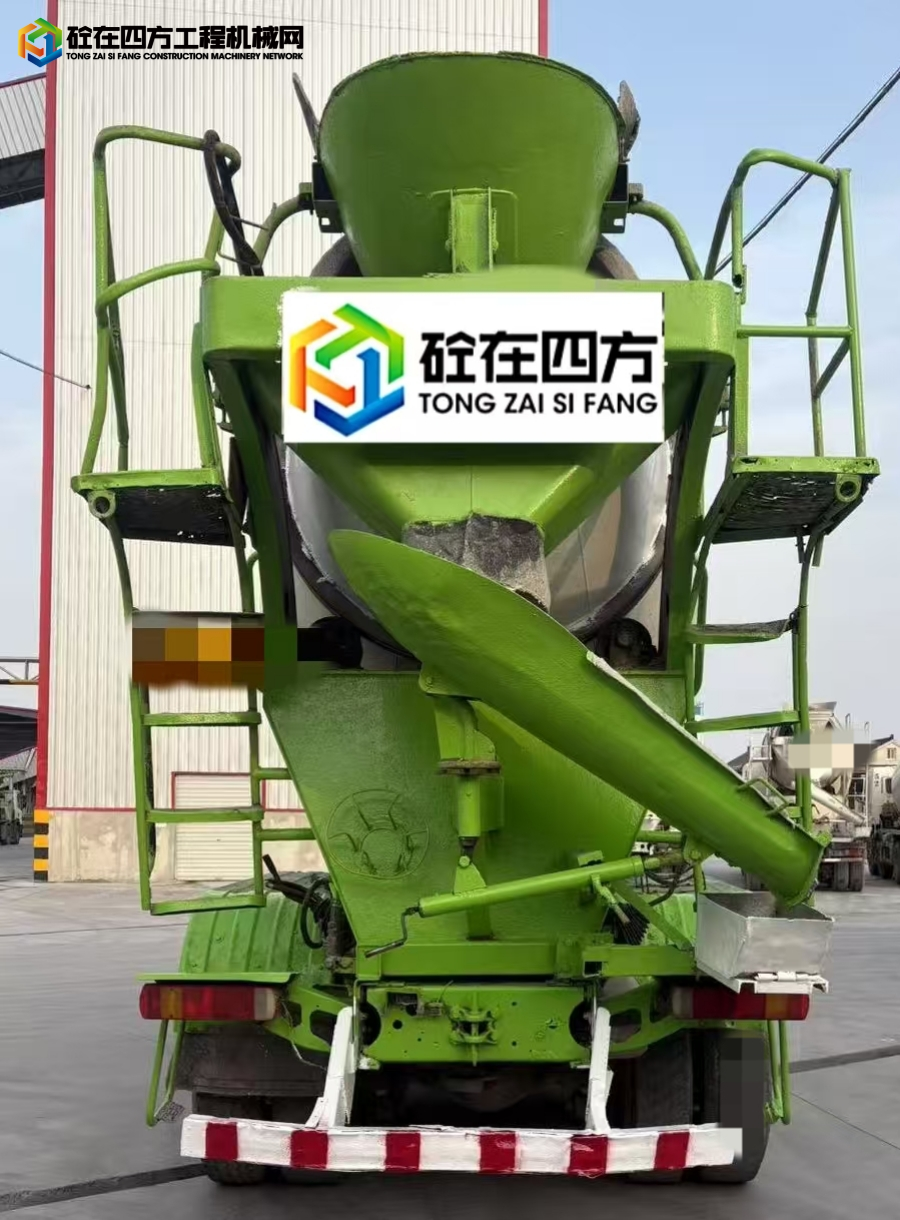 https://images.tongzsf.com/tong/truck_machine/20250721/1687db4ec1b45e.jpg